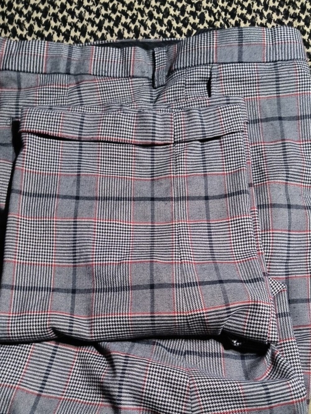 Men's Gray Plaid Dress Pants - Super 150's